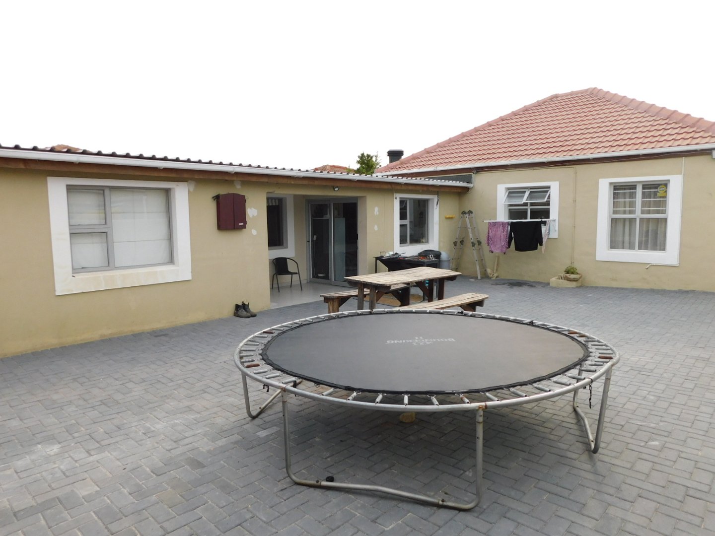 4 Bedroom Property for Sale in Whispering Pines Western Cape